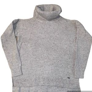 Hollister Knitted Turtle Cotton Neck Cold Shoulder Sweater Size S Beige